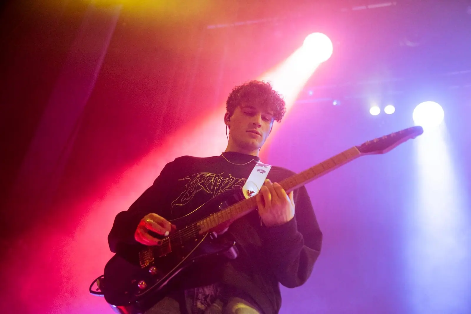 Aidan Mansell close up guitar performance
